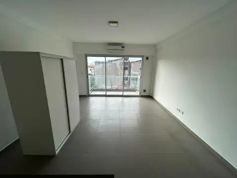 Departamento en Alquiler en Boedo, $ 600.000