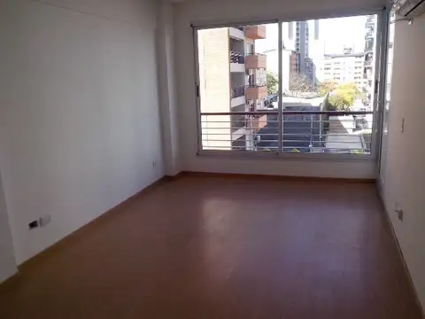 Departamento en Alquiler con 1 cocheras