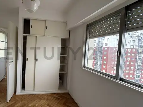 VENTA DE 3 Ambientes 2 balcones y lavadero.