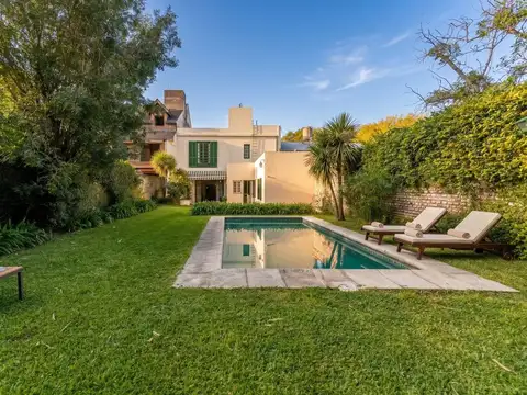 VENTA CASA 7 AMB JARDÍN PILETA OLIVOS, LA LUCILA