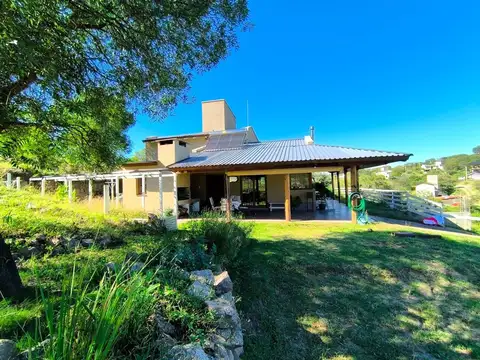 Casa en Venta en Villa General Belgrano, USD 280.000