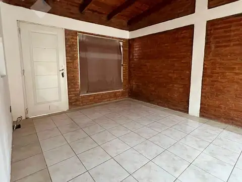 Casa en Alquiler en Rincon de los Sauces, $ 6.000.000