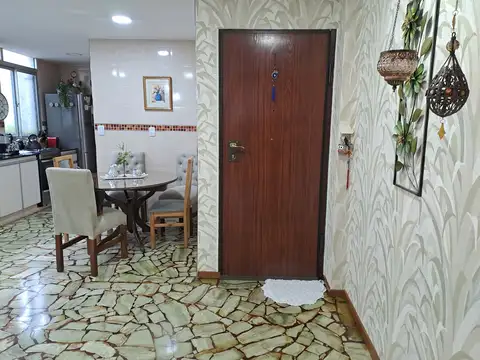 AV. RIVADAVIA 6700, Piso 2