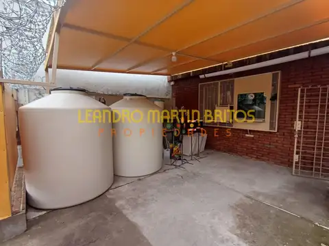 Casa 3 ambientes con 1 baño