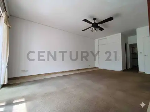 Beruti 4500, Piso 1
