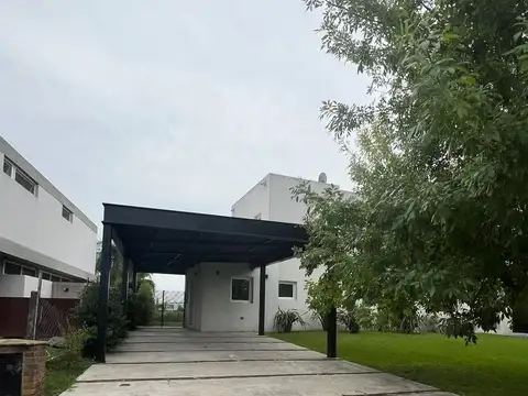 Venta Casa 5 amb a La Laguna barrio San Benito Villanueva Tigre