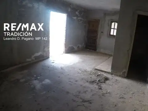TERRENO C/ CASA P/RECICLAR EN VENTA ZONA UNCAUS