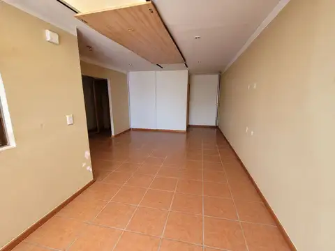 Casa 5 ambientes con 1 baño