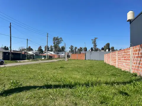 Venta de terreno en B° Parque Altofi I