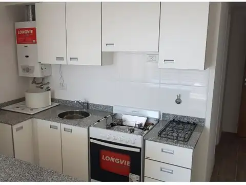 Avellaneda 685bis , Piso 4