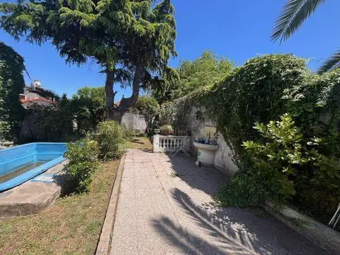 VENTA DE CASA 4 AMB EN CASTELAR NORTE