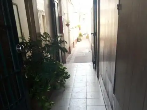 Depto Tipo Casa en Venta en Temperley, USD 125.000