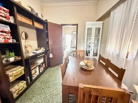 Casa 3 ambientes con 2 baños