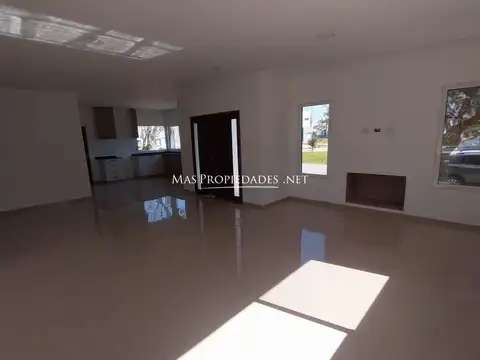Casa en Alquiler al Noreste