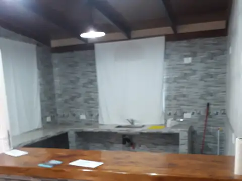 CASA 3 AMBIENTES LOMA HERMOSA