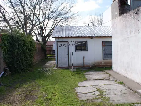 Casa 6 ambientes con 3 baños