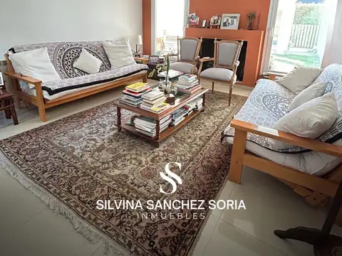 Casa 4 ambientes con 3 baños