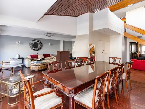 VENTA PH - Villa del Parque 6 ambientes con inmenso PARQUE