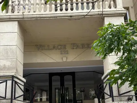 Depto 3Amb con balcón y Cochera a mts pl. grande