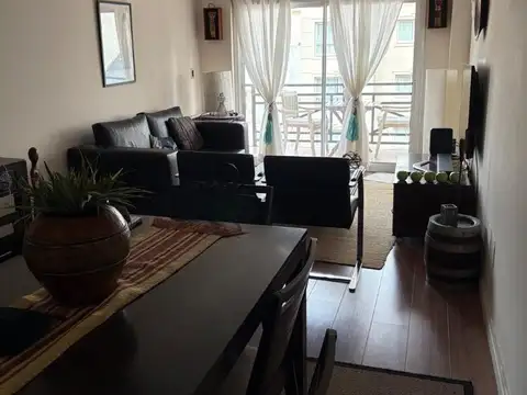 Depto 3Amb con balcón y Cochera a mts pl. grande 