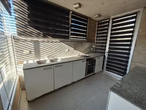 Calle 4 nº4493 Manzana C