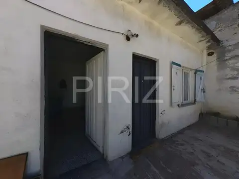 Casa en Venta en Castelar, USD 115.000