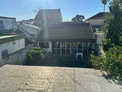 Urdinarrain 300, Piso 0