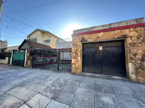 LOTE VENTA 340 m2 CASTELAR MORON A METROS DE AUTOPISTA