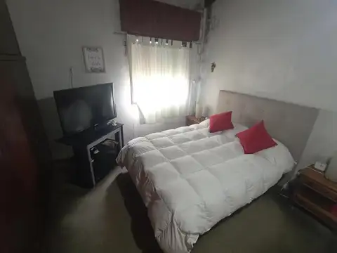 Depto Tipo Casa 4 ambientes con 1 baño