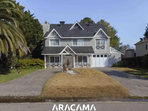 Casa en Venta en Saint Thomas Norte Sur - Canning