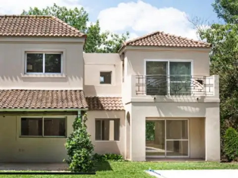 Casa en Venta en Saint Matthews, USD 390.000