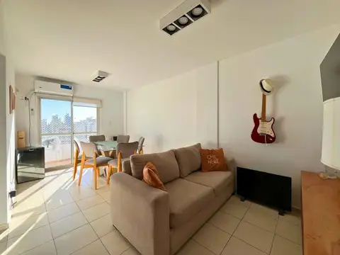 VENTA DEPARTAMENTO 2 DORMITORIOS CON BALCON  PICHINCHA.