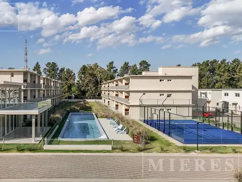 Casa 3 ambientes con 2 baños
