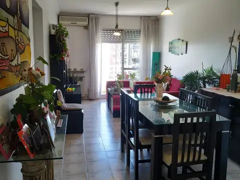 4 AMBIENTES IMPECABLE AL FRENTE CON BALCON  OPCIONAL COCHERA