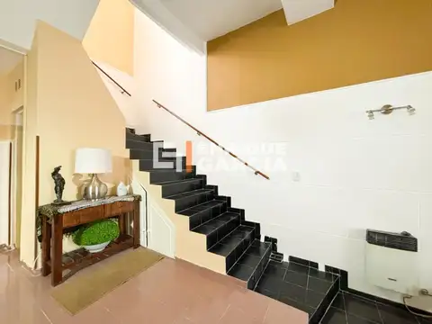 Depto Tipo Casa en Venta en Villa Urquiza, USD 243.000