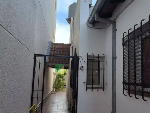 Depto Tipo Casa en Venta de 2 ambientes