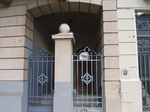 Depto Tipo Casa en Venta de 2 ambientes