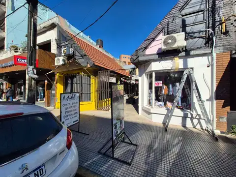 LOCAL COMERCIAL EN PLENO CENTRO DE VALENTIN ALSINA