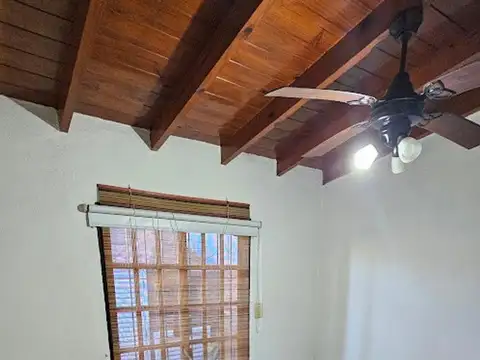 Depto Tipo Casa en Venta 25 años