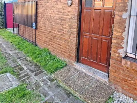 PH 3 ambientes en venta en Castelar Norte apto credito