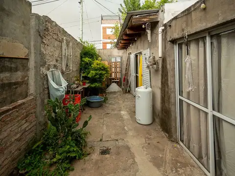 Hipólito Yrigoyen 2600