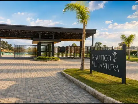 Terreno en Canal Barrio Nautico