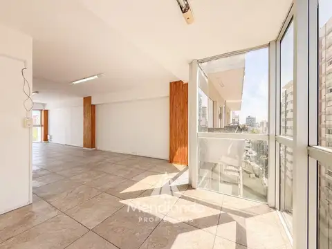 OFICINA A LA CALLE SUPER LUMINOSA - ZONA CENTRO