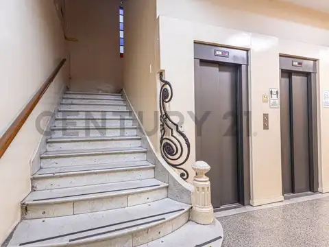 Sarmiento 1100, Piso 0