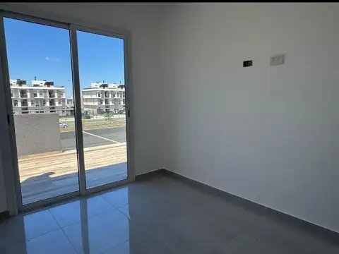 Depto Tipo Casa en Venta con 1 cocheras