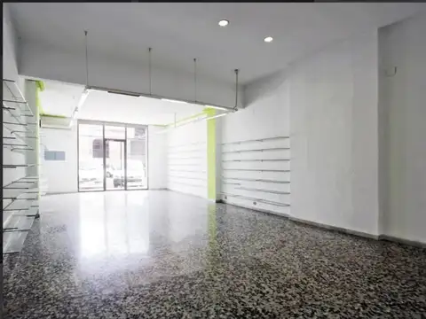 Local en venta - 1 Baño - Retiro