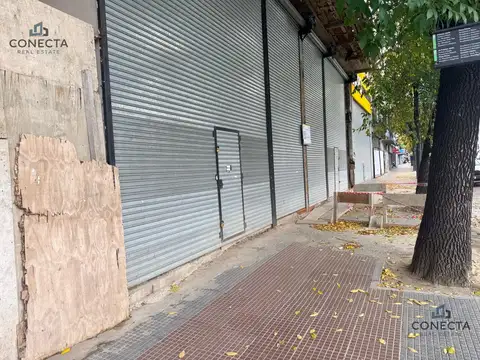 Av. Rivadavia al 7500