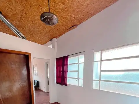 Mariano Moreno 2700, Piso 2