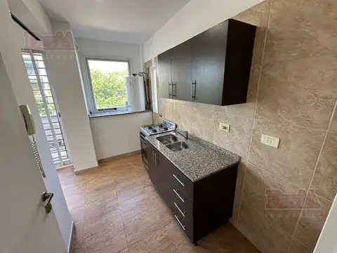 Departamento en Alquiler con 1 cocheras