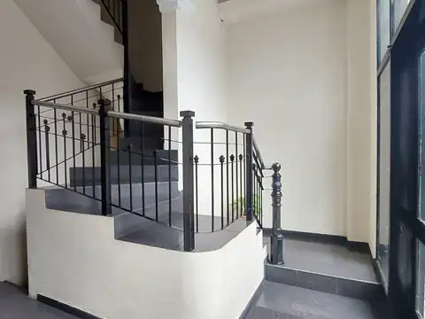 Departamento en Alquiler en Caseros, $ 450.000